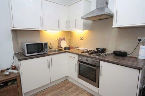 1 bedroom Flat for s...